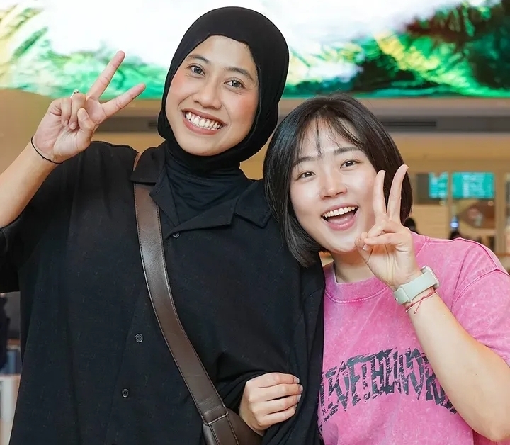 Atlet voli putri Indonesia Megawati Hangestri Pertiwi tiba di Korea Selatan pada Jumat, 10 Juli 2026. dok/volleyindo