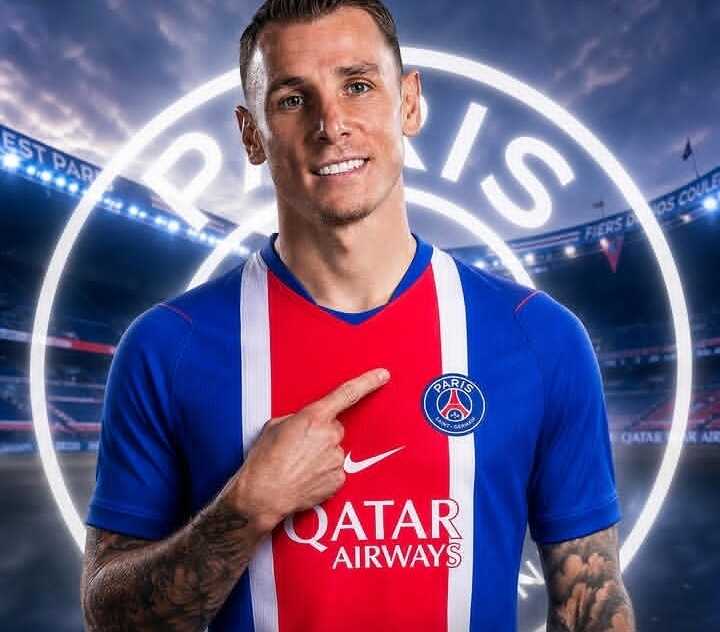 PSG Dilaporkan Rekrut Lucas Digne dari Aston Villa, Reuni ke Paris Makin Dekat