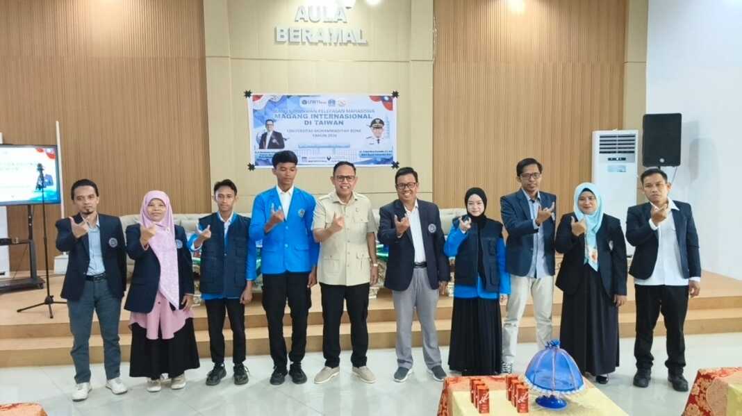 Sebaxnyak 20 mahasiswa Universitas Muhammadiyah Bone resmi diberangkatkan mengikuti program magang internasional di Taiwan