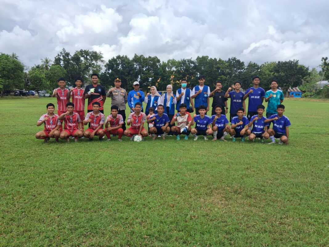 Turnamen mini soccer antar SMA:sederajat resmi membuka rangkaian HUT RI ke-81 di Kecamatan Dua Boccoe, Bone