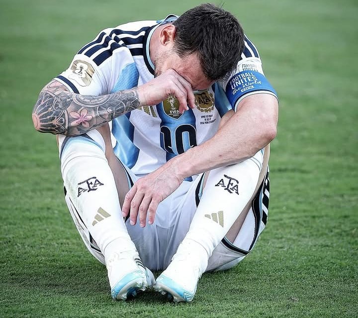 Kesedihan Lionel Messi usai kalah dari Spanyol di final Piala Dunia 2026.