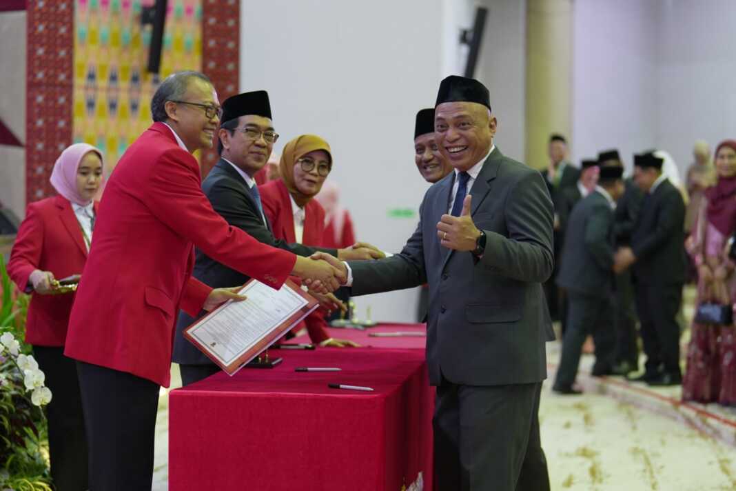 Universitas Hasanuddin melantik 122 pejabat baru di Baruga A.P. Pettarani, Kampus Unhas Tamalanrea, Makassar, Senin (20/7/2026).