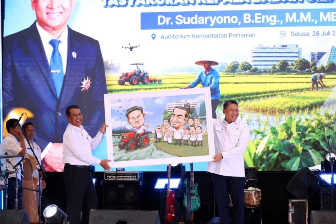 mentan amran sulaiman sudaryono tasyakuran kepala bgn auditorium kementan 28 juli 2026