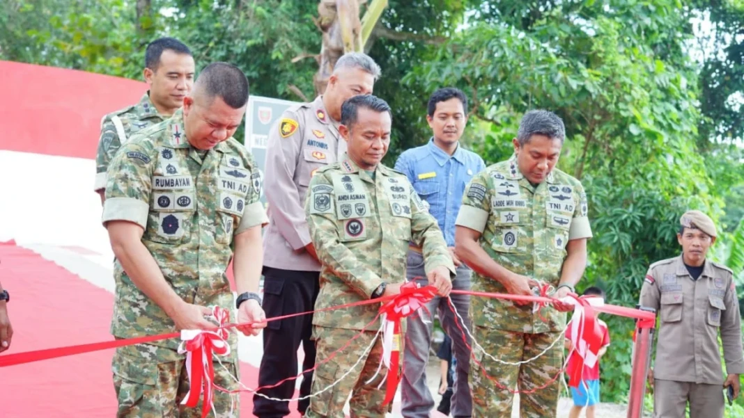 Bupati Bone meresmikan Jembatan Perintis Garuda di Kelurahan Maccope, Kecamatan Awangpon