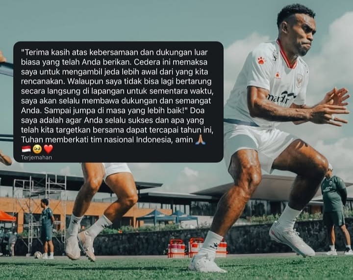 Yakob Sayuri dalam sesi latihan, disandingkan dengan kutipan unggahan soal cedera yang beredar di media sosial.