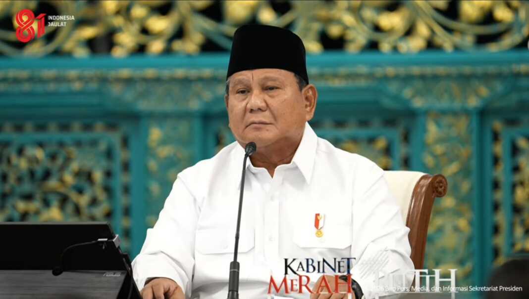 Presiden Prabowo Subianto memberikan taklimat Sidang Kabinet Paripurna di Istana Kepresidenan, Jakarta, Senin 20 Juli 2026.