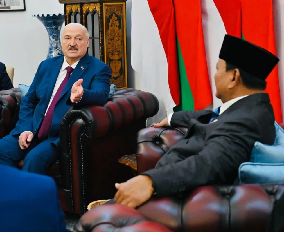 Presiden Prabowo bertemu Presiden Belarus Lukashenko