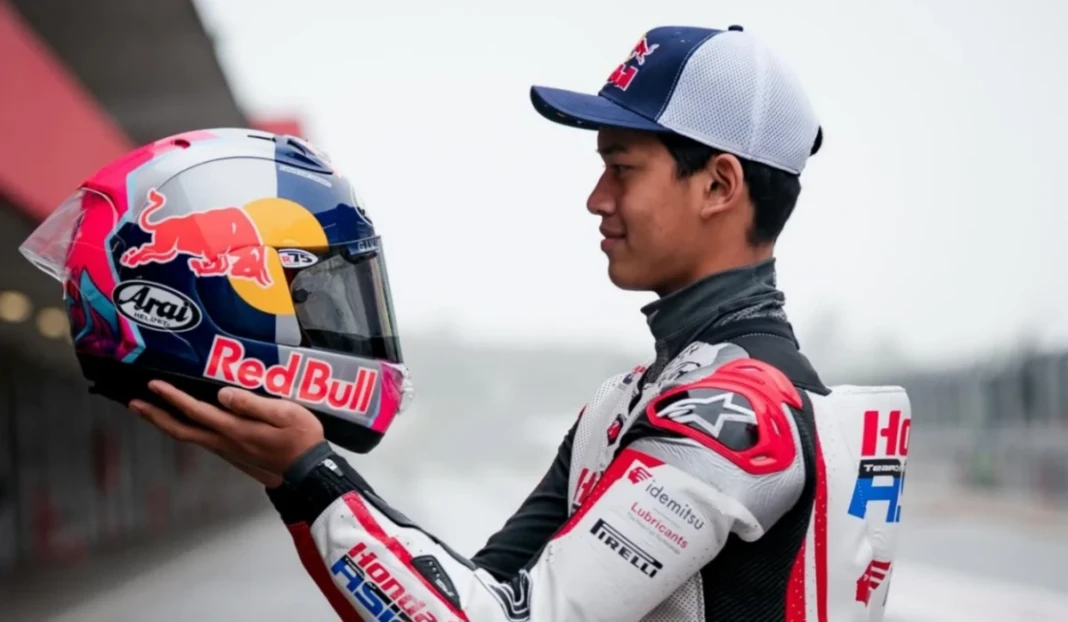 Veda Ega Pratama disponsori Red Bull dan terbaru Liqui Molly.