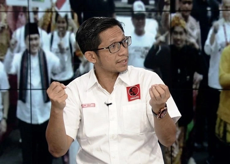Sekjen Projo Freddy Alex Damanikk