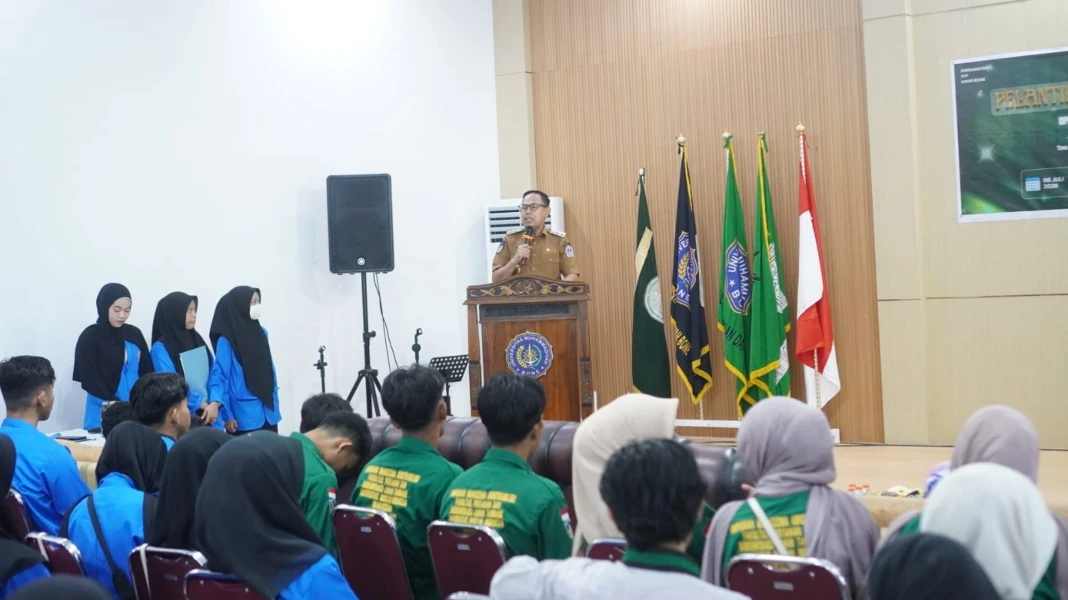 Wakil Bupati Bone Andi Akmal Pasluddin mengajak mahasiswa Universitas Muhammadiyah Bone