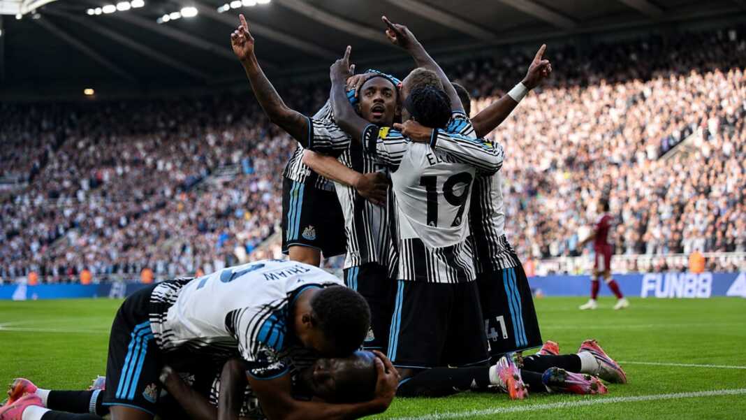 Pemain Newcastle United merayakan gol saat menghadapi Liverpool di St James' Park pada Minggu, 23 Agustus 2026.