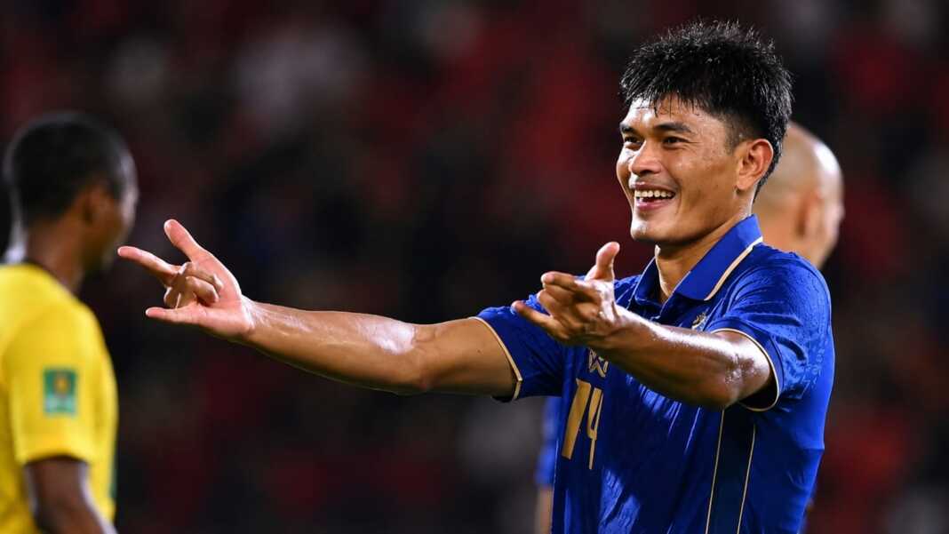 Pemain Thailand merayakan gol saat menghadapi Malaysia pada laga Grup B Piala AFF 2026 di Rajamangala National Stadium, Bangkok, Sabtu, 1 Agustus 2026.