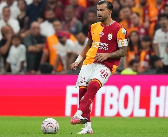 Galatasaray bermain imbang 2-2 melawan Çorum FK pada laga pembuka Turkish Super Lig 2026/2027.