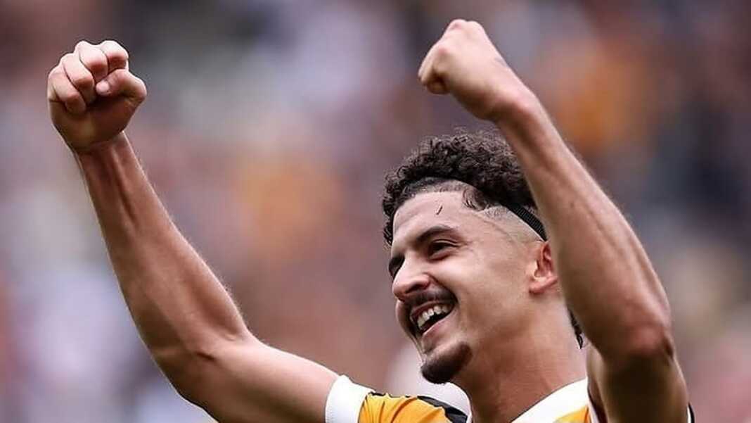 Pemain Hull City merayakan kemenangan atas Manchester United di MKM Stadium.