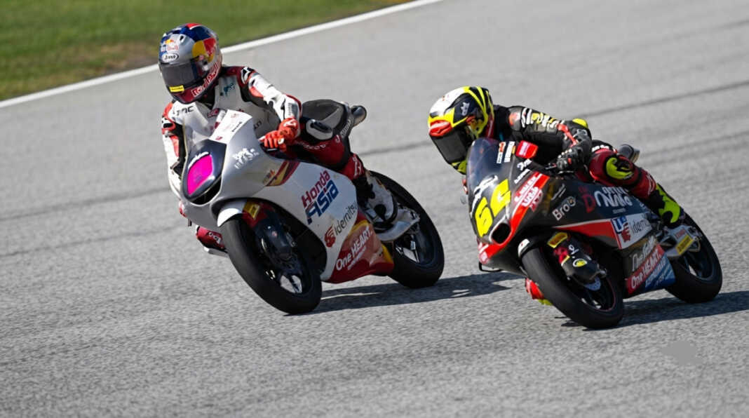 Insiden Vega Ega Pratama dengan David Muñoz di Tikungan 4 Red Bull Ring, yang mengakibatkan dua long lap penalty pada Minggu (20/9/2026)