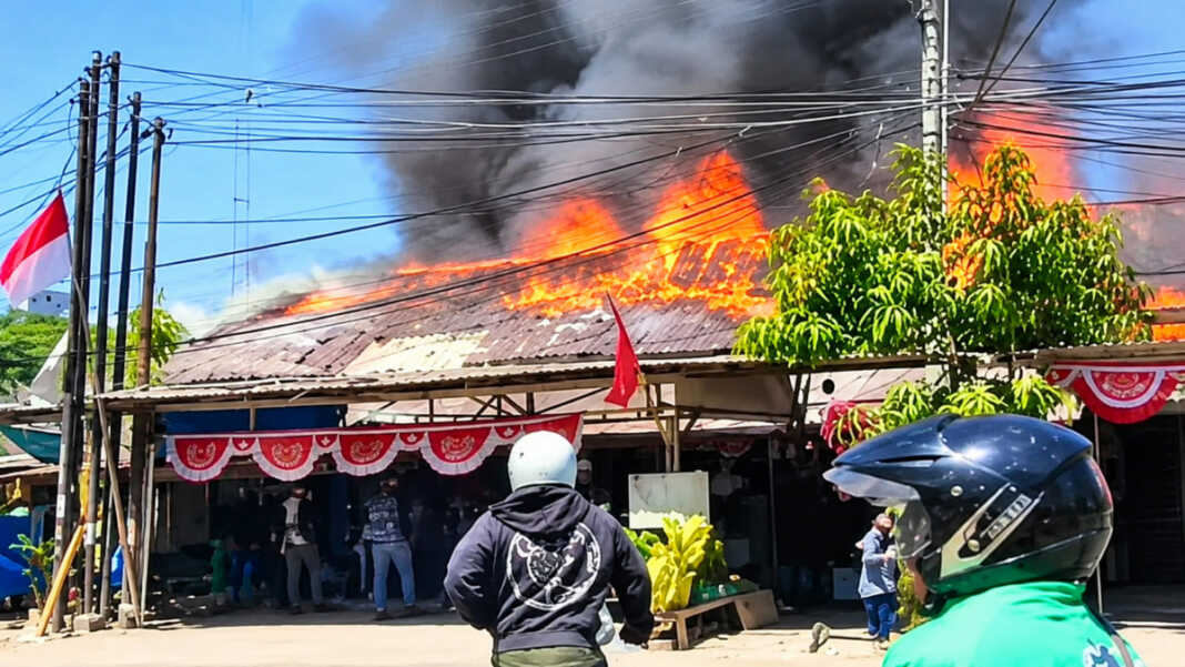 Kebakaran di Asrama Mattoanging Makassar
