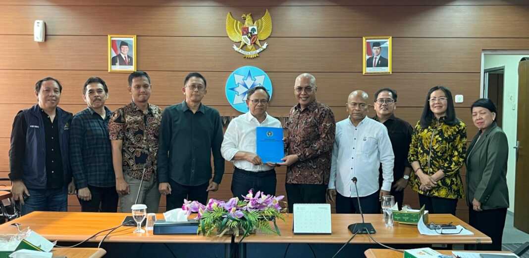PWI memastikan HPN 2027 di Lampung akan disiapkan dengan semangat merangkul seluruh unsur pers nasional, setelah bertemu Dewan Pers di Jakarta, Rabu (2/9/2026), untuk membahas tata kelola Hari Pers Nasional dan dorongan agar perhelatan itu makin inklusif, kolaboratif, serta terbuka bagi seluruh konstituen.