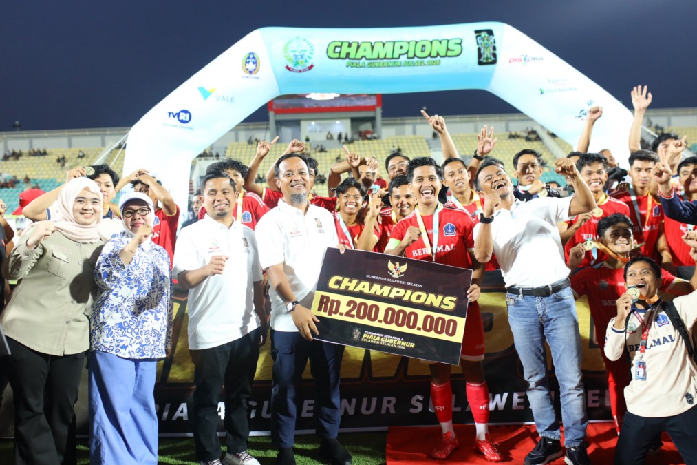 Bone Beramal FC Juara setelah mengalah Sidrap United pada final Piala Gubernur Sulawesi Selatan 2026 di Stadion Gelora BJ Habibie, Parepare, Senin (21/9/2026)