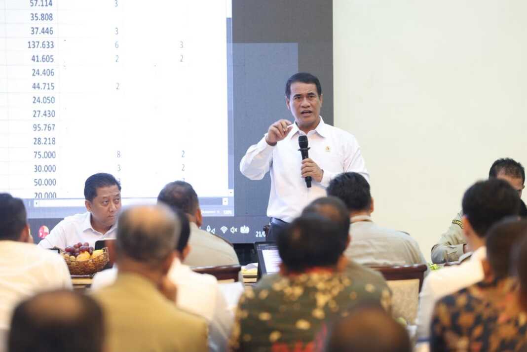 Mentan Amran membeberkan skema pembiayaan bioetanol oleh BUMN, swasta, dan rakyat dengan dukungan lahan pemerintah serta target 8 juta lapangan kerja.