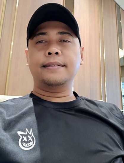 Manager Kevin Keano Padel Club dan Pencinta Bulutangkis Makassar, Vino Caesar.