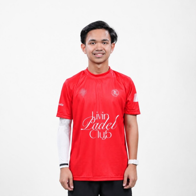 Manager Livin Padel Club, Fadel Syahnur, mengatakan tim terus menjaga intensitas latihan dengan melibatkan seluruh pemain menghadapi YSL Padel Club pada semifinal Final Week SulawesiPos Pentas Padel 2026 di Padel Hood Makassar, Sabtu (26/9/2026) malam.