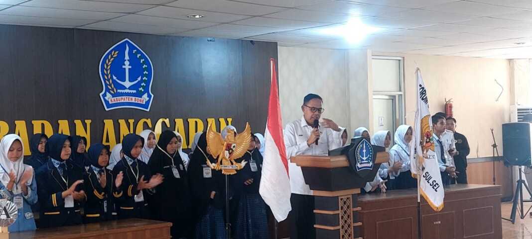 Lomba Cerdas Cermat 4 Pilar Kebangsaan BERAMAL 2026 di Bone memasuki semifinal hingga final dengan 12 sekolah peserta
