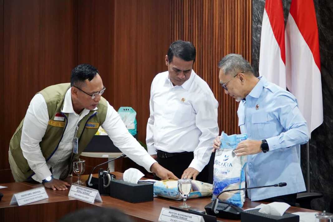 Mentan Amran tambah pasokan beras SPHP 1 juta ton.