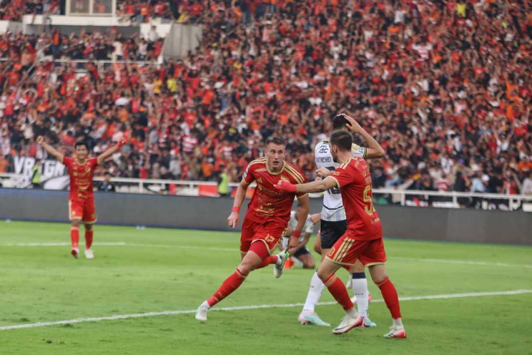 Persija Jakarta mengalahkan Persib Bandung 2-1 di Stadion Utama Gelora Bung Karno, Sabtu (12/9/2026)