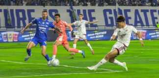 Persib Bandung membuka Super League 2026/2027 dengan kemenangan 3-1 atas PSM Makassar di GBLA
