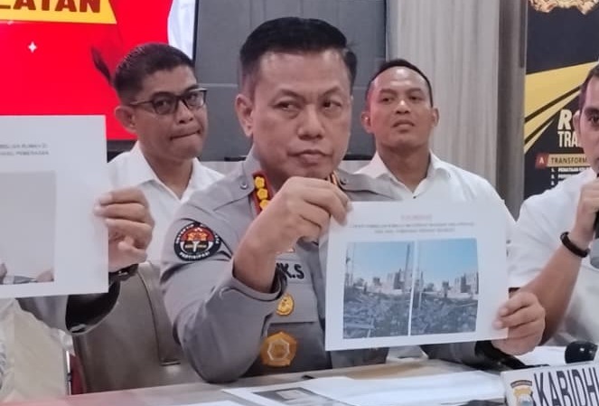Kabid Humas Polda Sulsel Kombes Didik Supranoto saat memberi keterangan pers terkait kasus bentrokan di Tallo