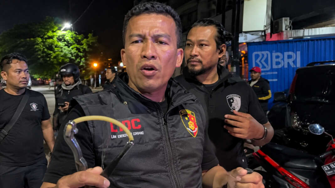 Polisi menyebut satu pelaku membawa busur dan masih mendalami pihak lain