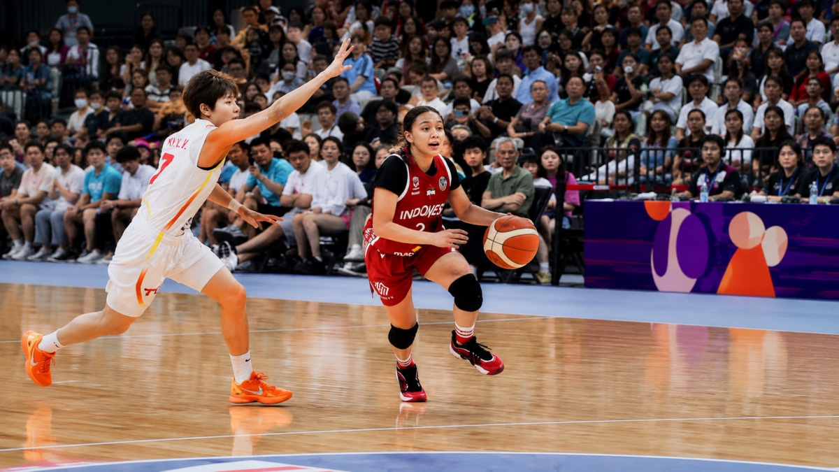 Penampilan Bella Hasan saat bermain untuk tim basket Timnas Putri Indonesia