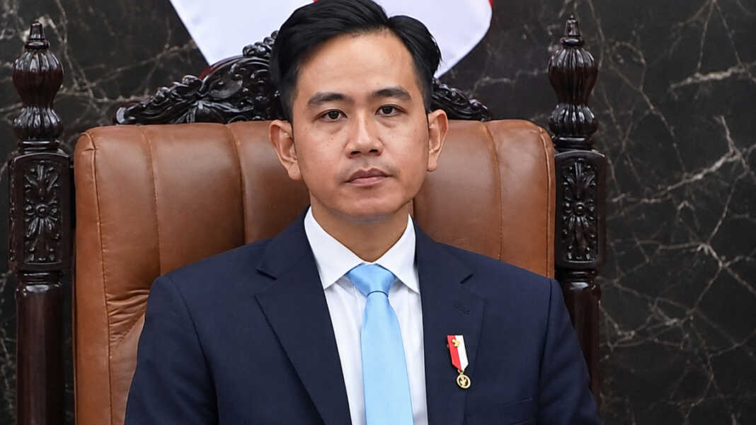 Gibran Rakabuming Raka dan wacana mengikuti Paket C setelah putusan MK