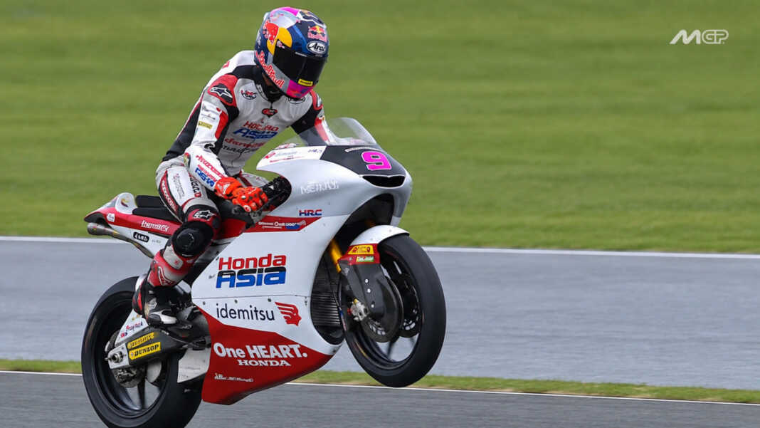 Pembalap Indonesia, Veda Ega Pratama merebut pole position dalam kualifikasi Moto3 Australia 2026 di Sirkuit Phillip Island, Sabtu (24/10/2026)