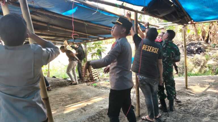 Arena judi mirip “kasino mini” di Welado, Bone, dibongkar polisi dan TNI setelah viral dan disebut telah lama beroperasi.