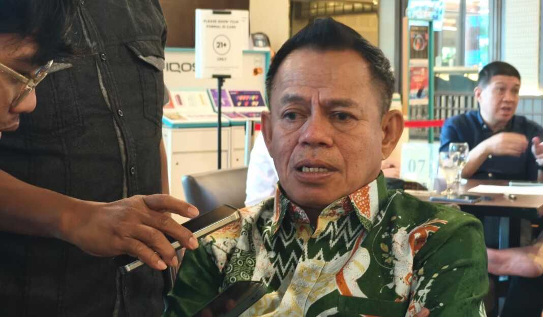 Ketua SC Musda REI Sulsel yang juga pimpinan sidang Rapat Pleno Musda, Dr Aldin Bulen SH, MH.