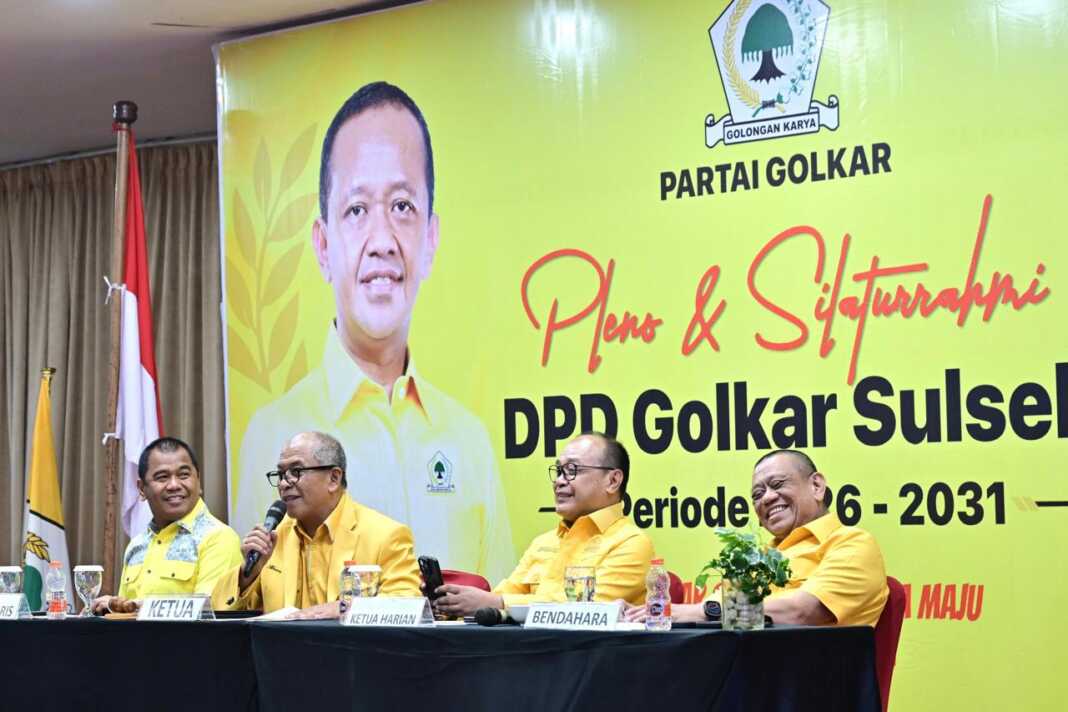 Ketua DPD I Golkar Sulsel Ilham Arief Sirajuddin (IAS) didampingi Ketua Harian Supriansa, Sekretaris Rahman Pina, dan Bendahara Amirullah Nur.