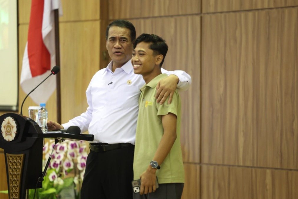 Menteri Pertanian Andi Amran Sulaiman saat memberikan kuliah umum di Fakultas Pertanian UGM