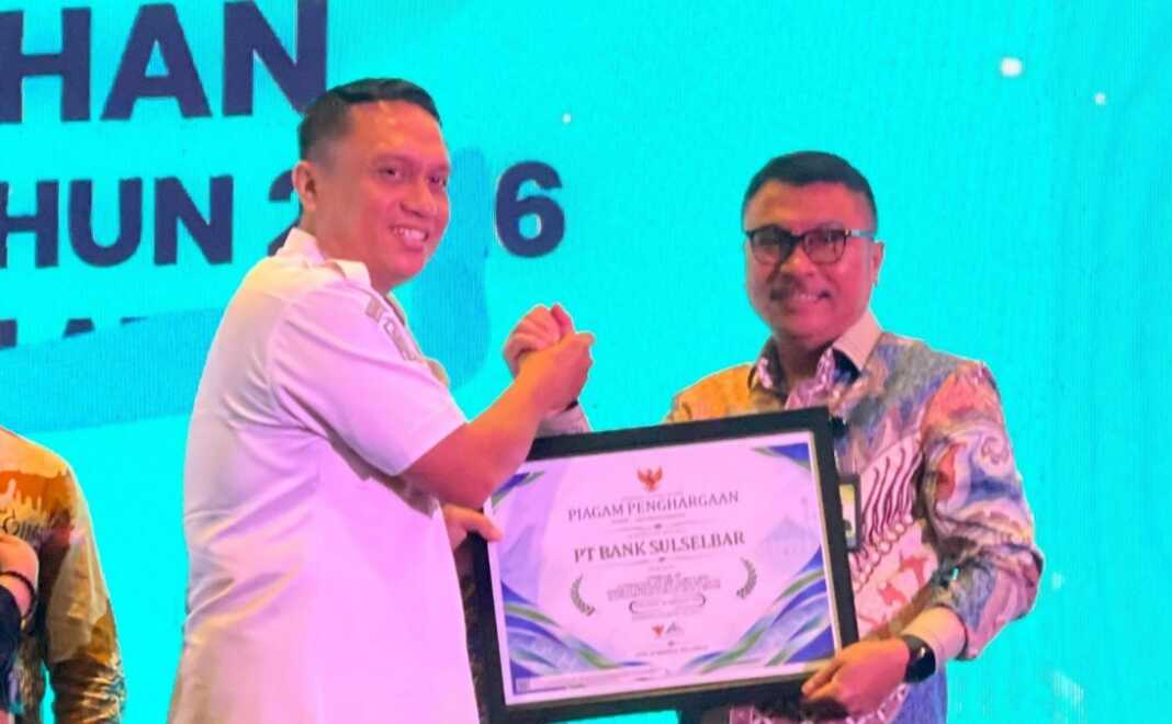 Bank Sulselbar meraih Jamsostek Award 2026 atas komitmen perlindungan 100% karyawan dan pekerja rentan, memperkuat posisi BPD dengan tata kelola ketenagakerjaan terbaik.