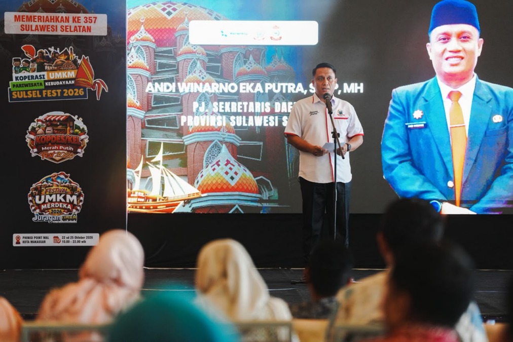 Penjabat Sekretaris Daerah Provinsi Sulawesi Selatan Andi Winarno Eka Putra saat berbicara pada membuka Sulsel Fesr 2026 di Mal Phinisi Point, Makassar, 22-25 Oktober 2026
