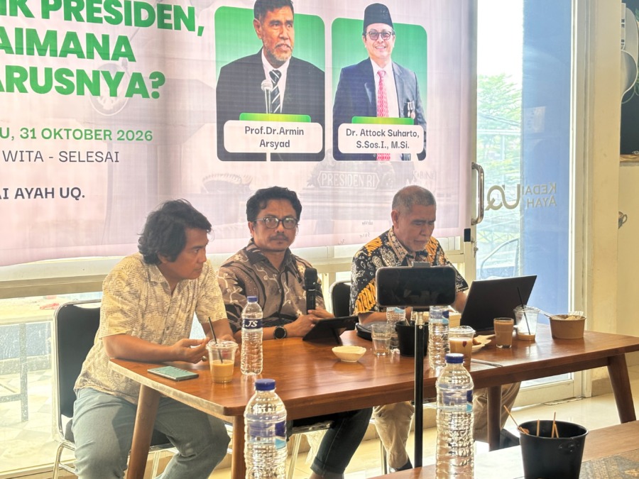 Dua akademisi menilai komunikasi Presiden Prabowo perlu fokus pada arah kebijakan dan menghindari ucapan yang merugikan pemilih Diskusi Publik SulawesiPos bertema “Komunikasi Publik Presiden, Bagaimana Seharusnya?” di Kedai Ayah Uq, Makassar, Sabtu (31/10/2026)