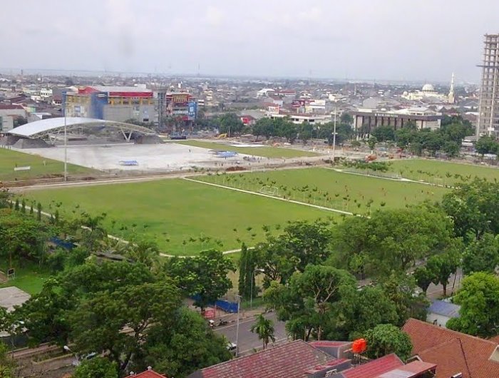 Kapolda Sulsel Irjen Muhammad Awal Chairuddin mengusulkan Lapangan Karebosi Makassar menjadi lokasi khusus unjuk rasa