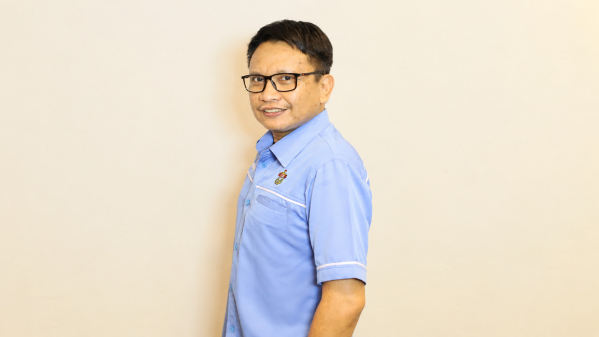 Indrabayu menyoroti efektivitas denda Google dan Apple serta pentingnya audit teknis terhadap platform digital. (Foto: Dok.Pribadi).