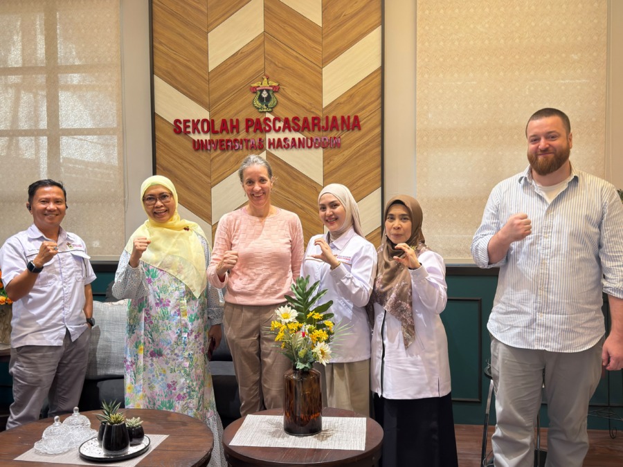 SPs Unhas menghadirkan Natalie Van Houtte dari University of Antwerp untuk berbagi teknik analisis DNA