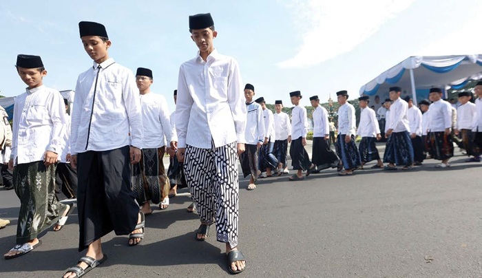 Sebanyak 1.000 santri dari 30 pondok pesantren mengikuti Hari Santri 2026 di Maros (Dok. Ilustrasi)