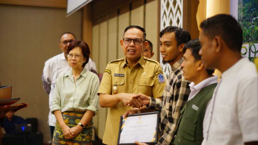 Wakil Bupati Bone Andi Akmal Pasluddin dalam dialog multipihak Land4Lives di Watampone.